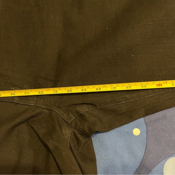 Black jeans with embellished pockets NWOT - Picture 13 of 16